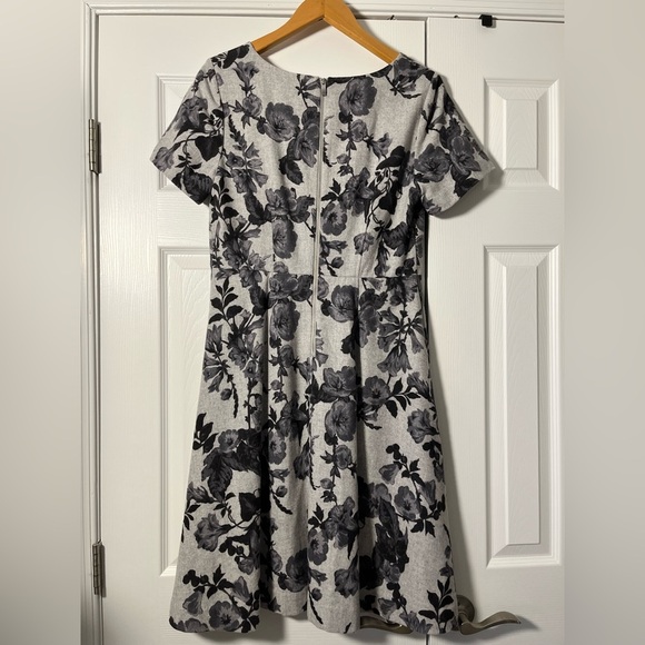 Talbots Black and Gray Floral Wool Blend Dress Size 8 - Picture 9 of 13